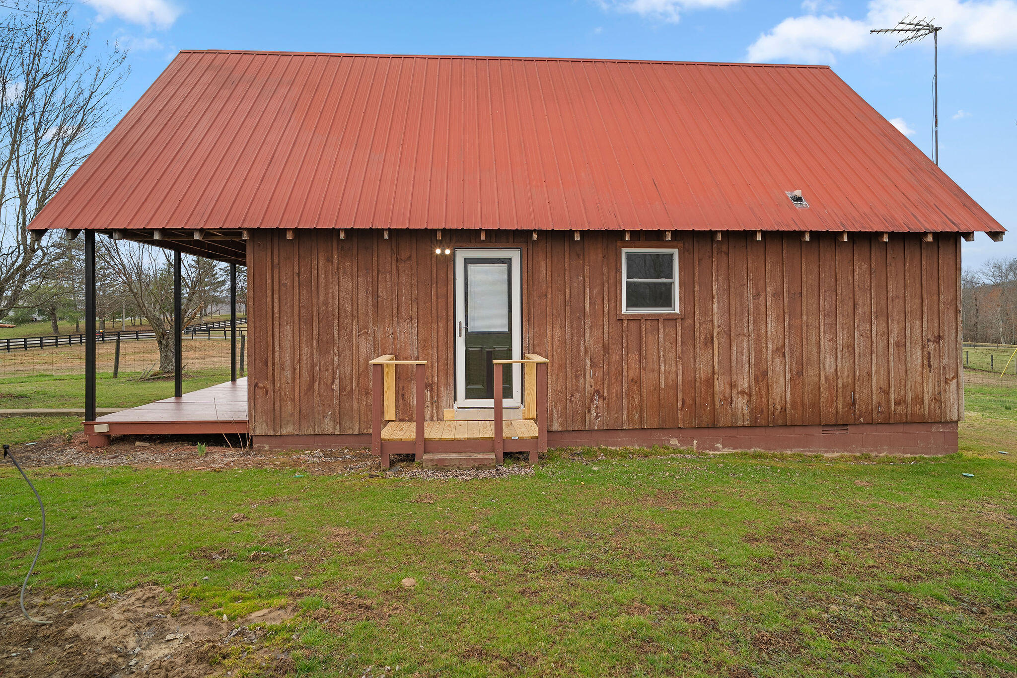 800 Pine Hill Road