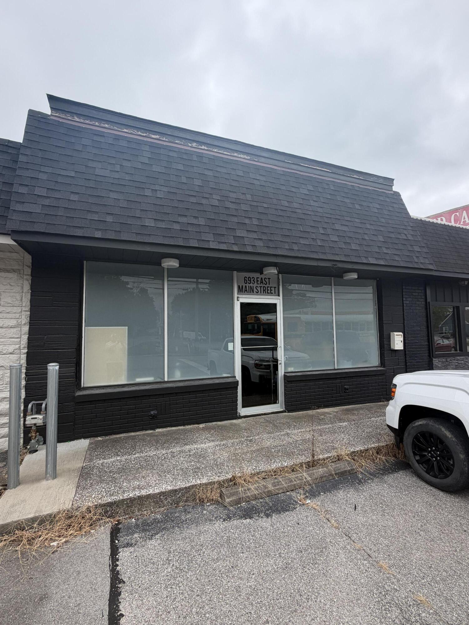 693 E Main Street