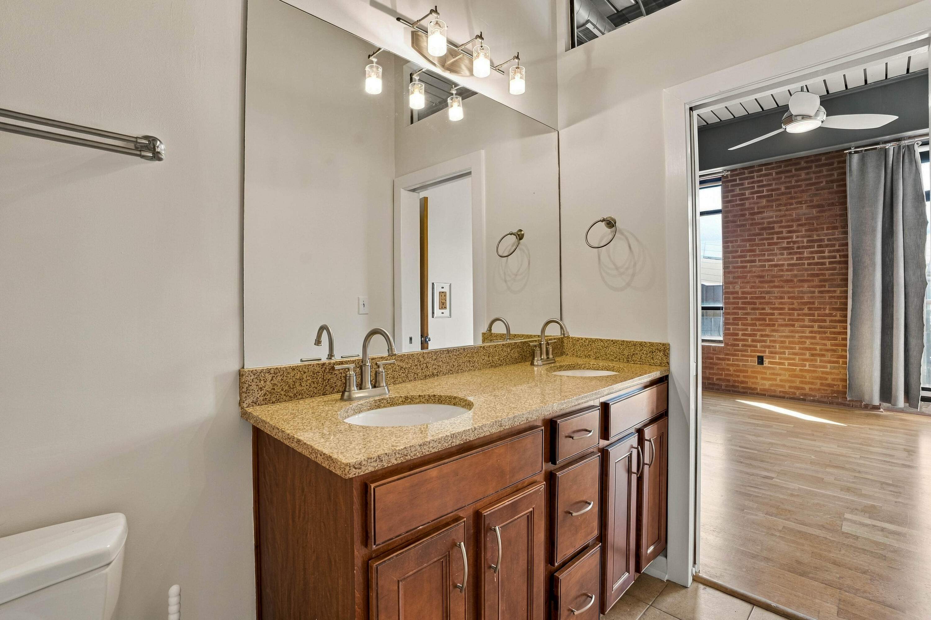 525 W Main Street 315