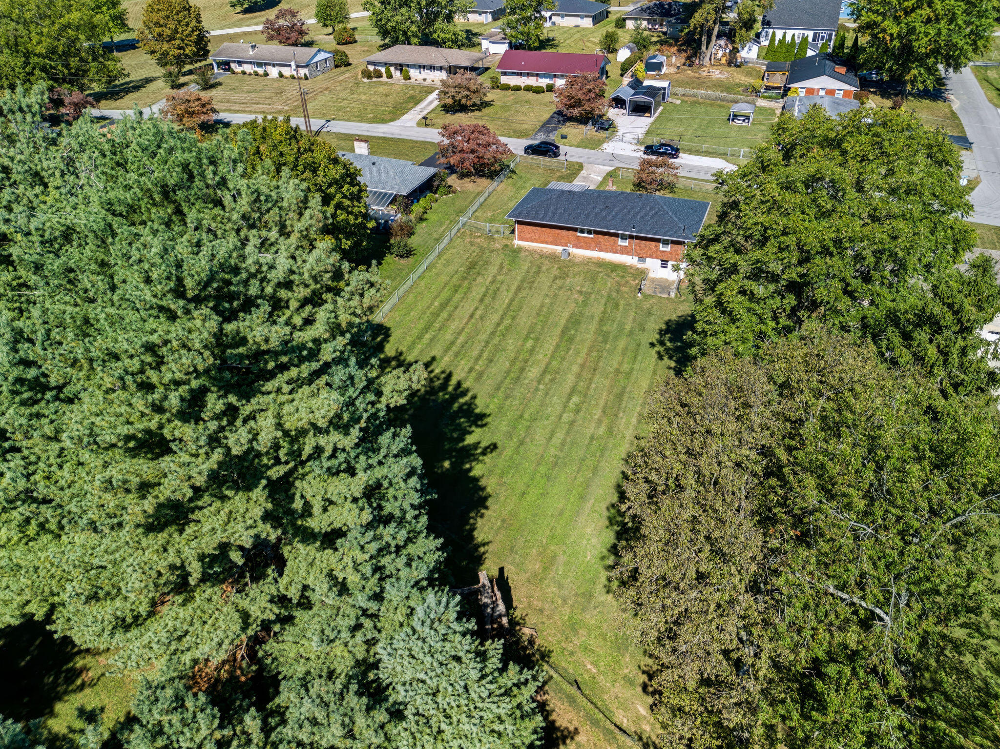 812 Elmwood Drive