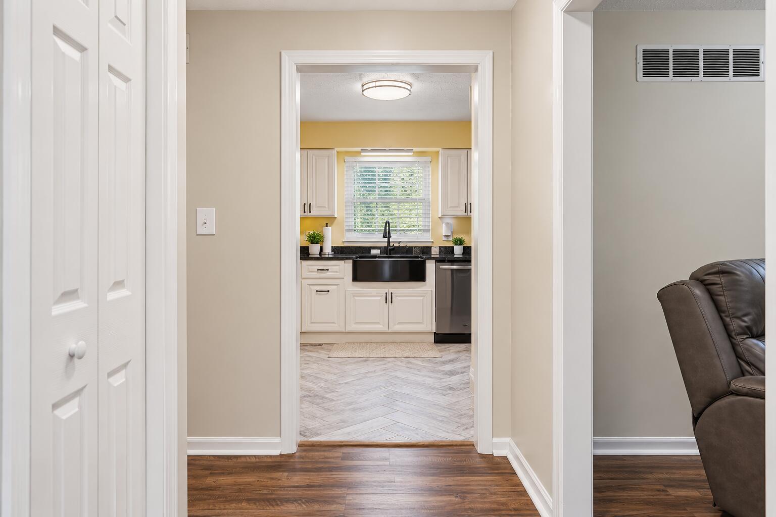 1322 Shadelawn Drive