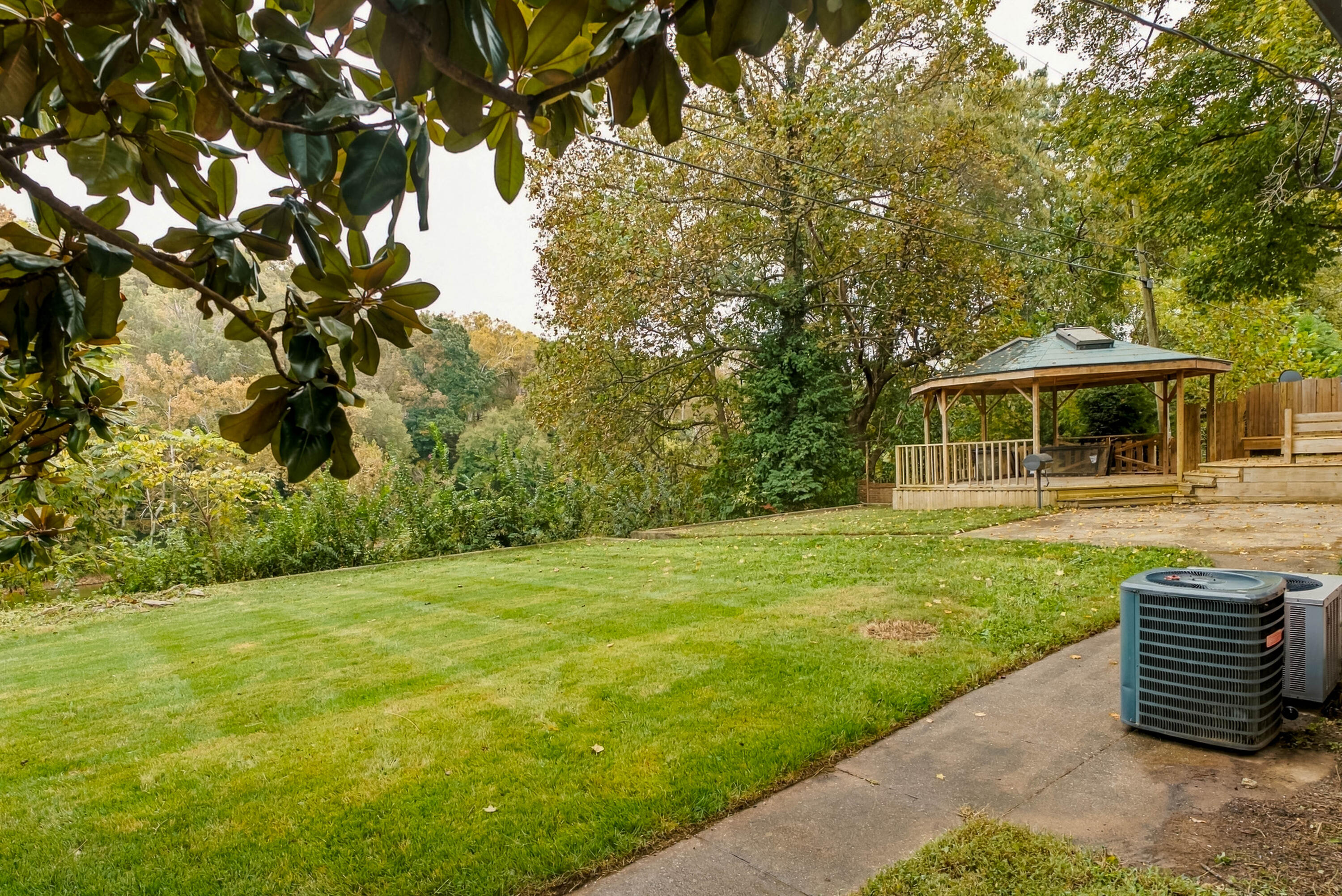 307 Paul Sawyier Drive