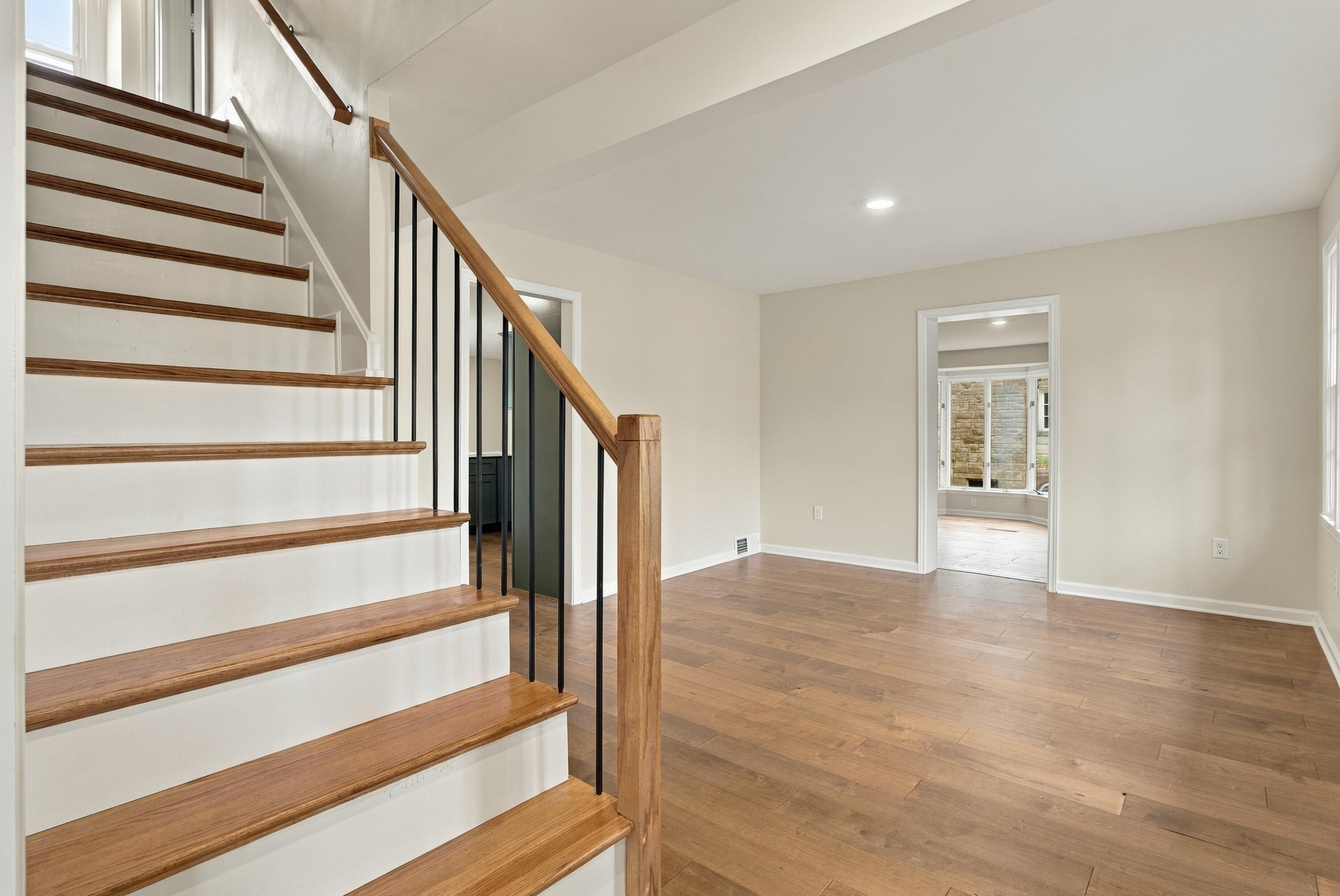 307 Paul Sawyier Drive
