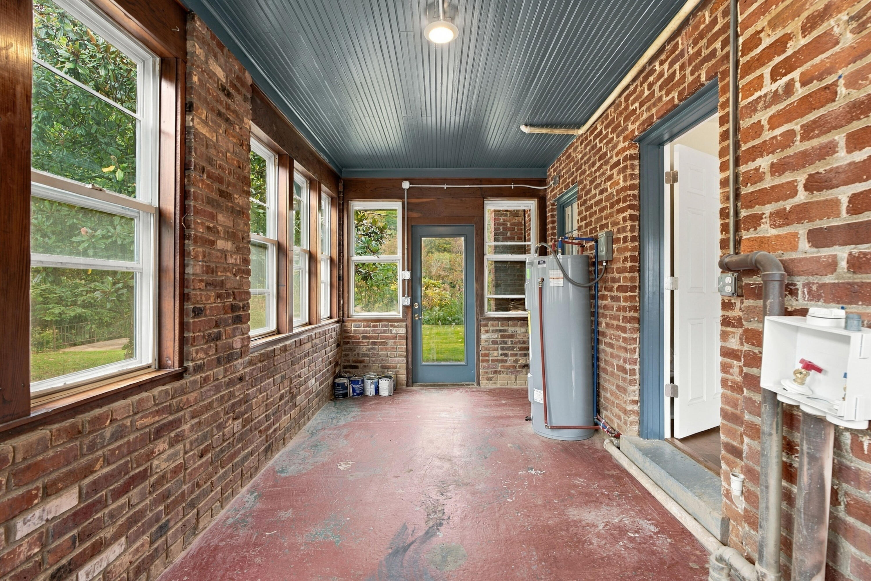 307 Paul Sawyier Drive