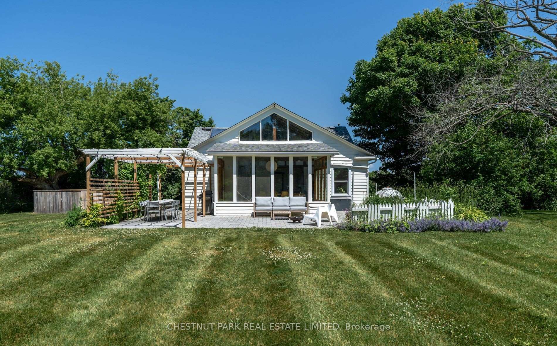 1472 County Rd 7 Road, Prince Edward County