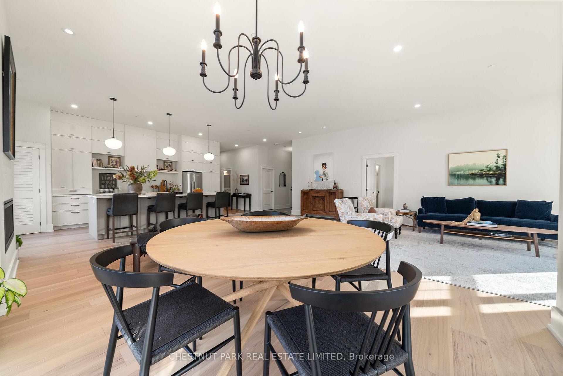 17 Cleave Avenue 102