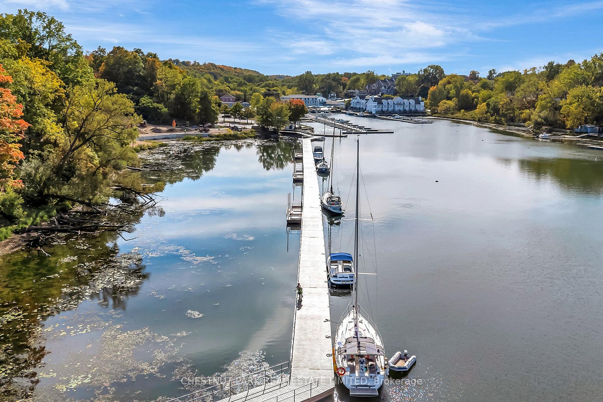 17 Cleave Avenue 102