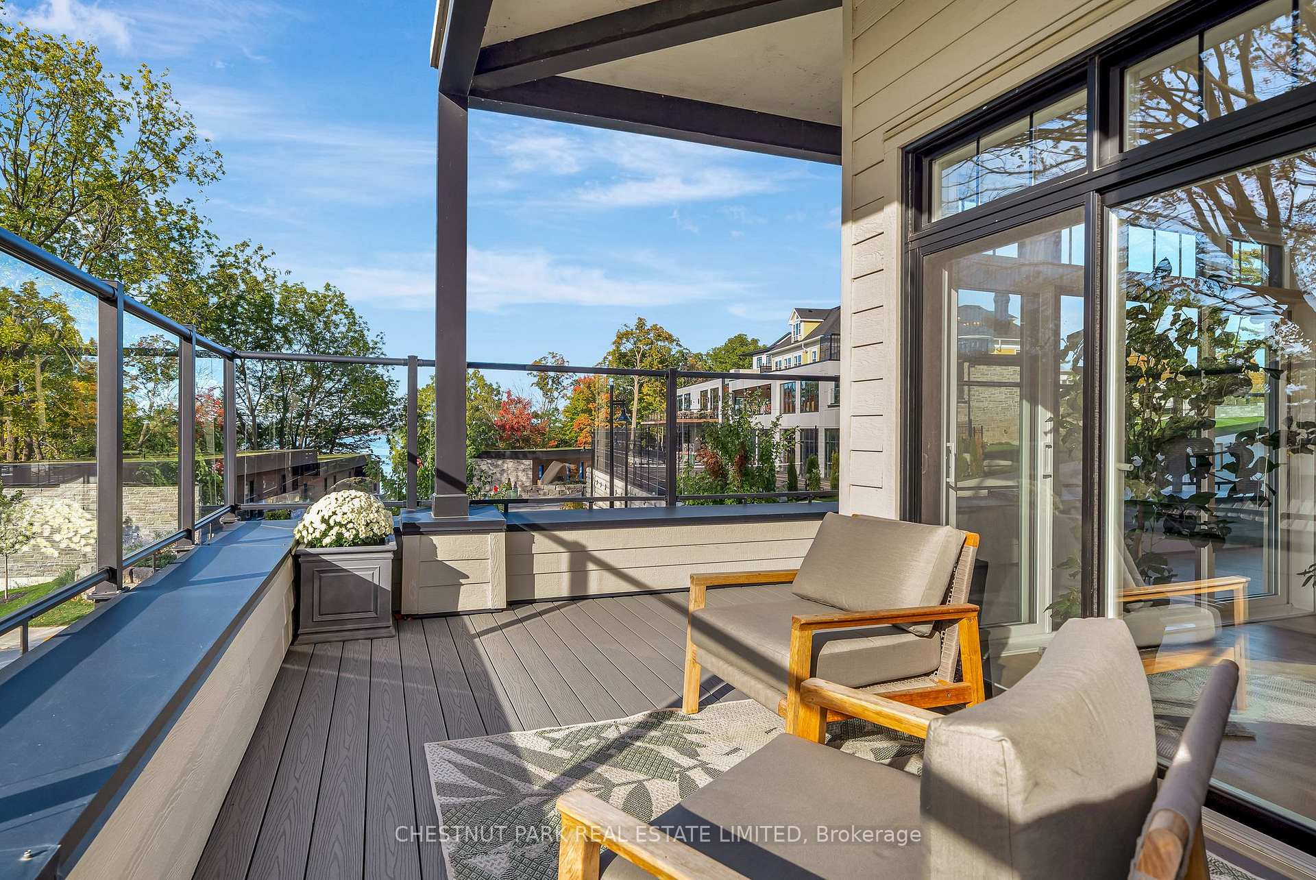 17 Cleave Avenue 102