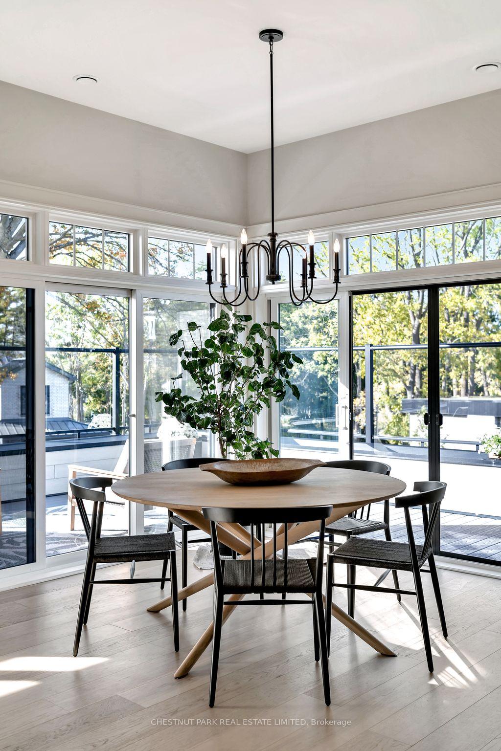 17 Cleave Avenue 102