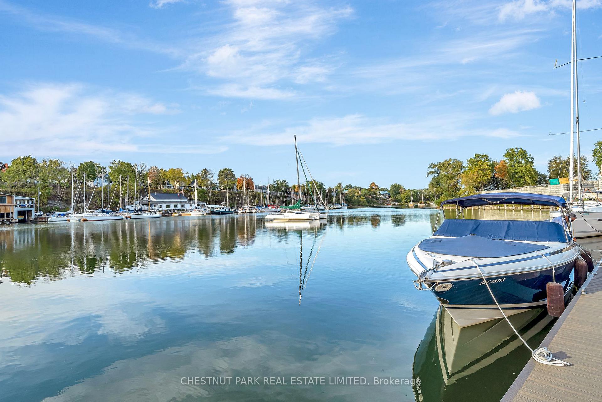 17 Cleave Avenue 102