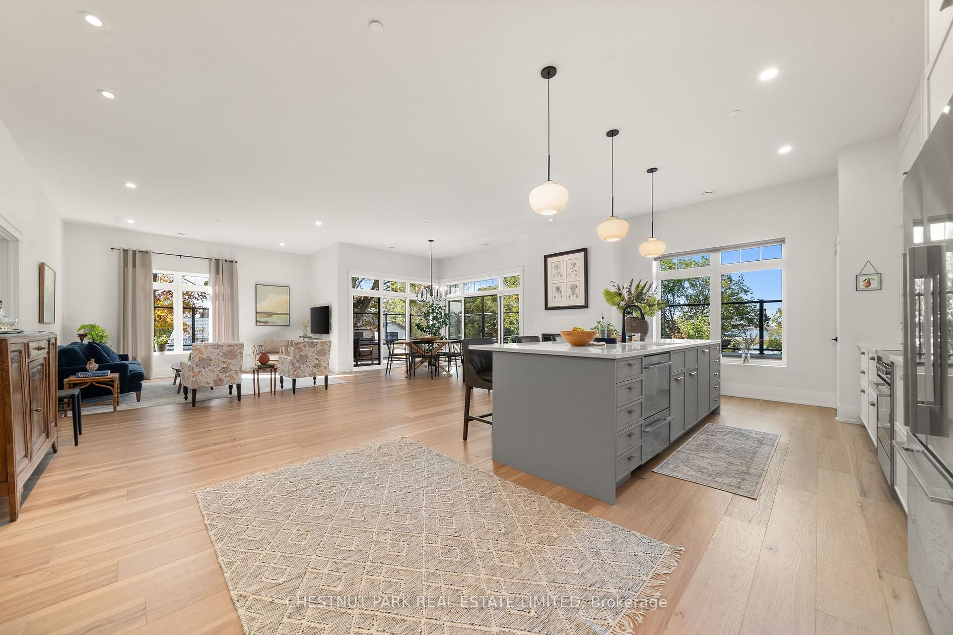 17 Cleave Avenue 102