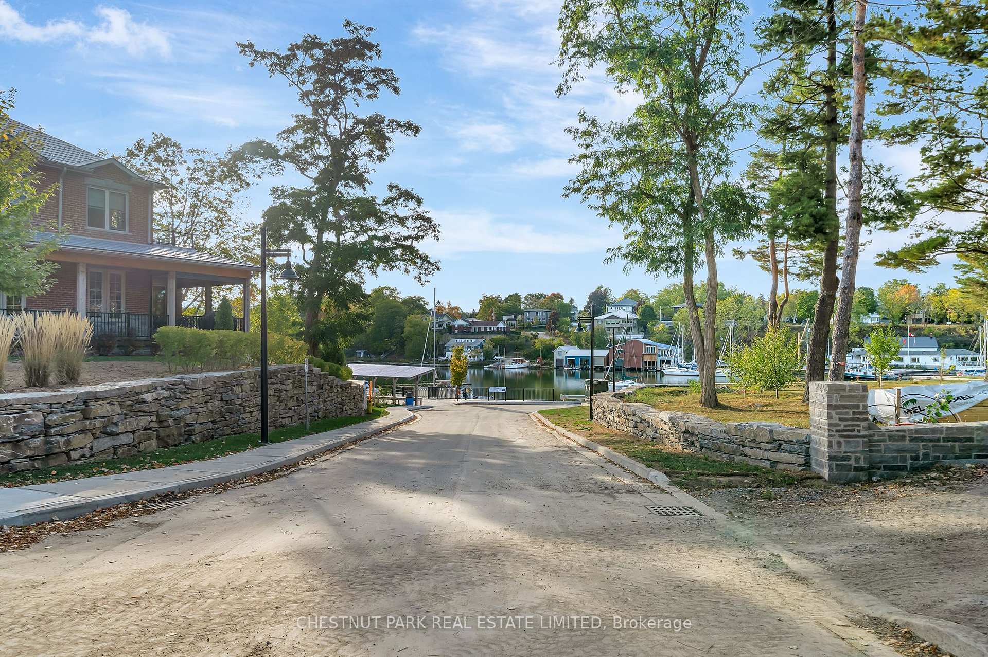 17 Cleave Avenue 102