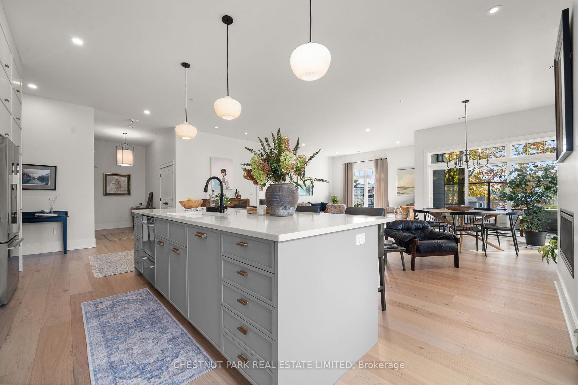 17 Cleave Avenue 102