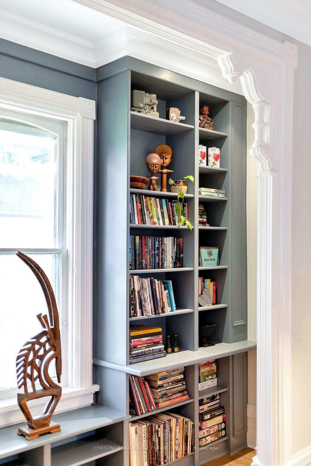 25 Picton Main Street, Prince Edward County