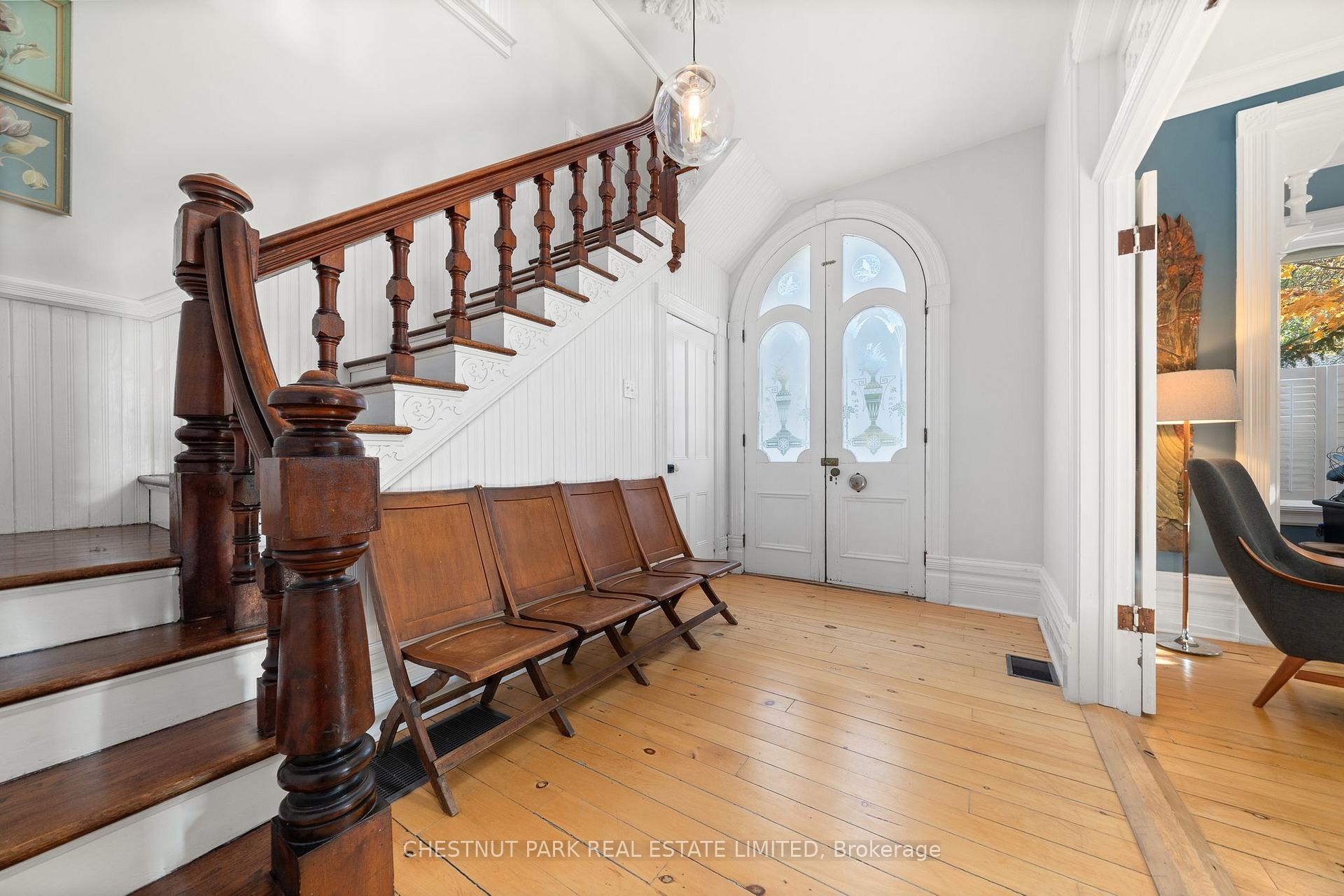 25 Picton Main Street, Prince Edward County