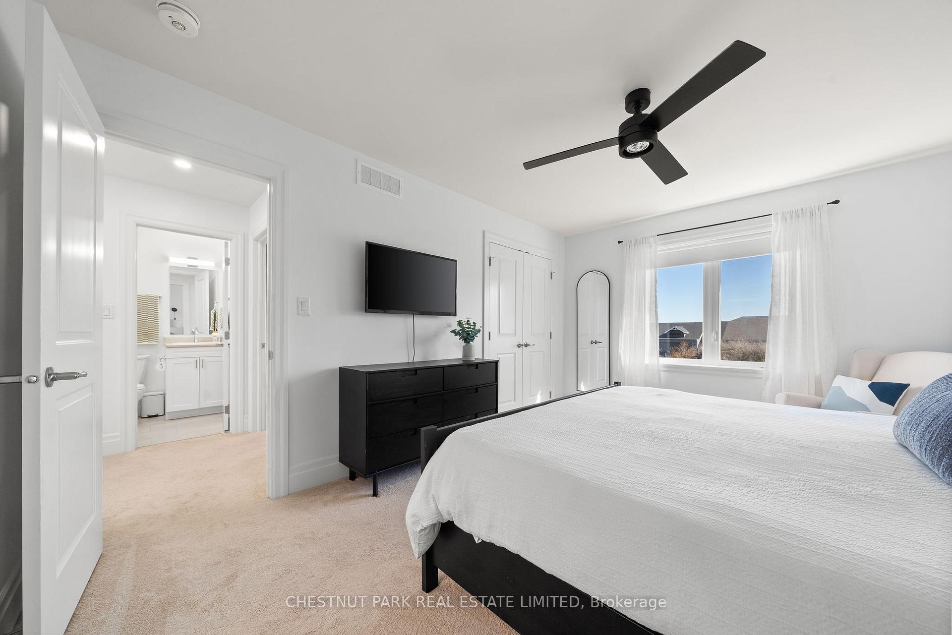 36 Campbell Crescent