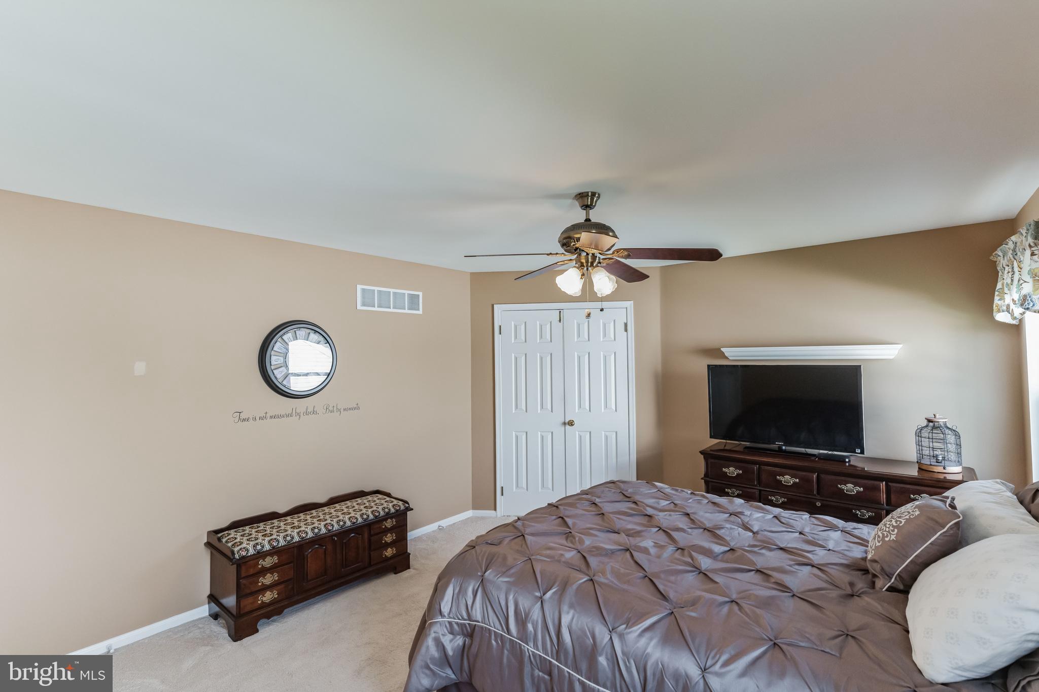 705 Lexington Dr
