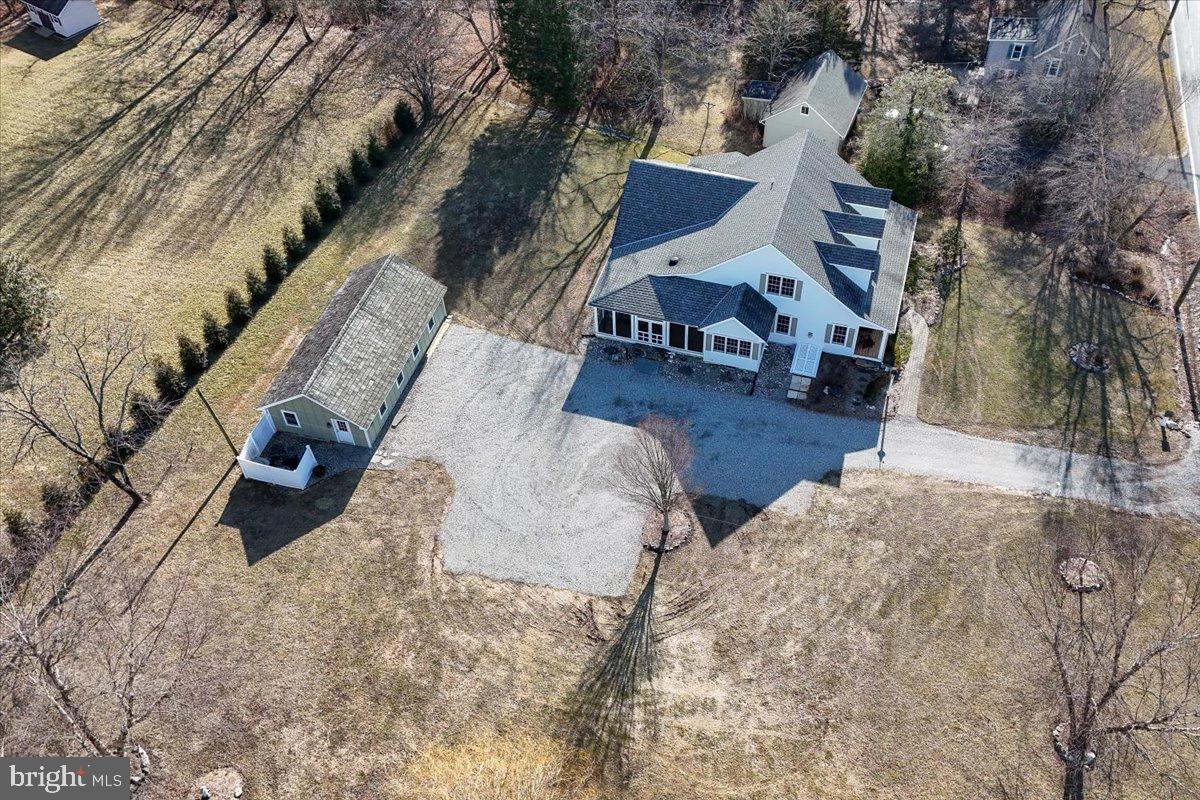 1157 Valley Rd