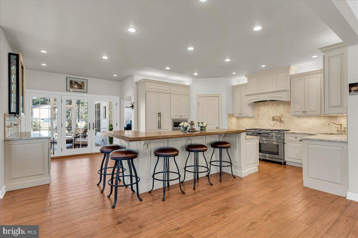 1157 Valley Rd