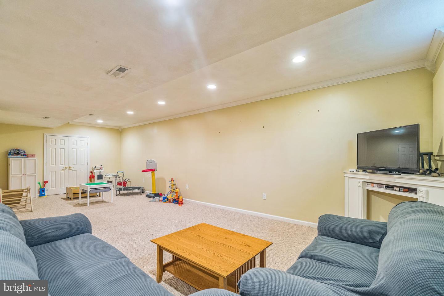 134 Whitaker Ave