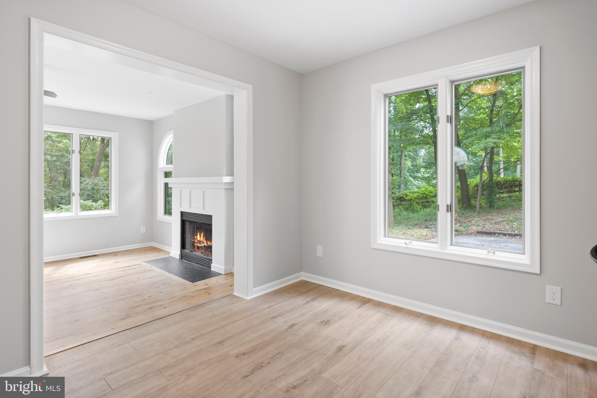 14 Grist Mill Ln