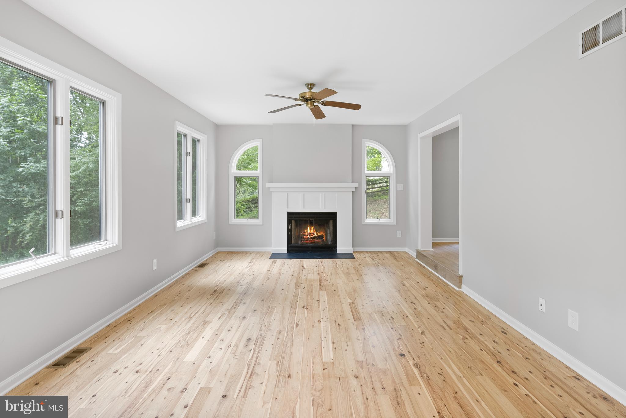 14 Grist Mill Ln