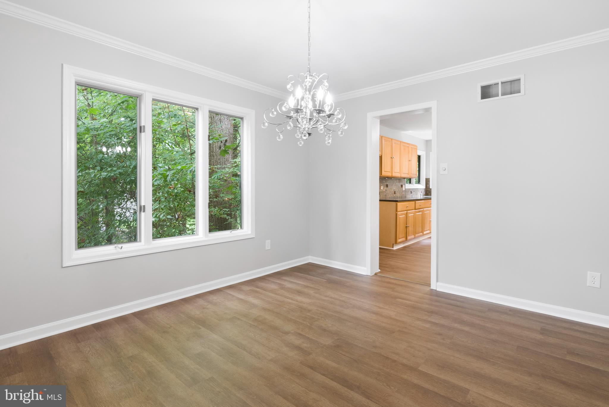 14 Grist Mill Ln