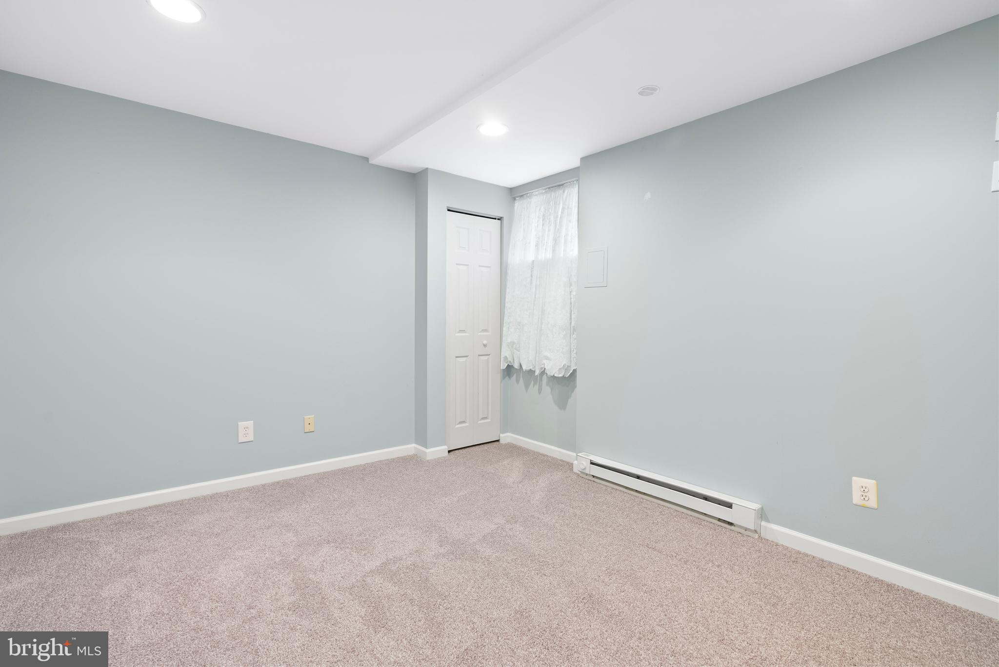 14 Grist Mill Ln