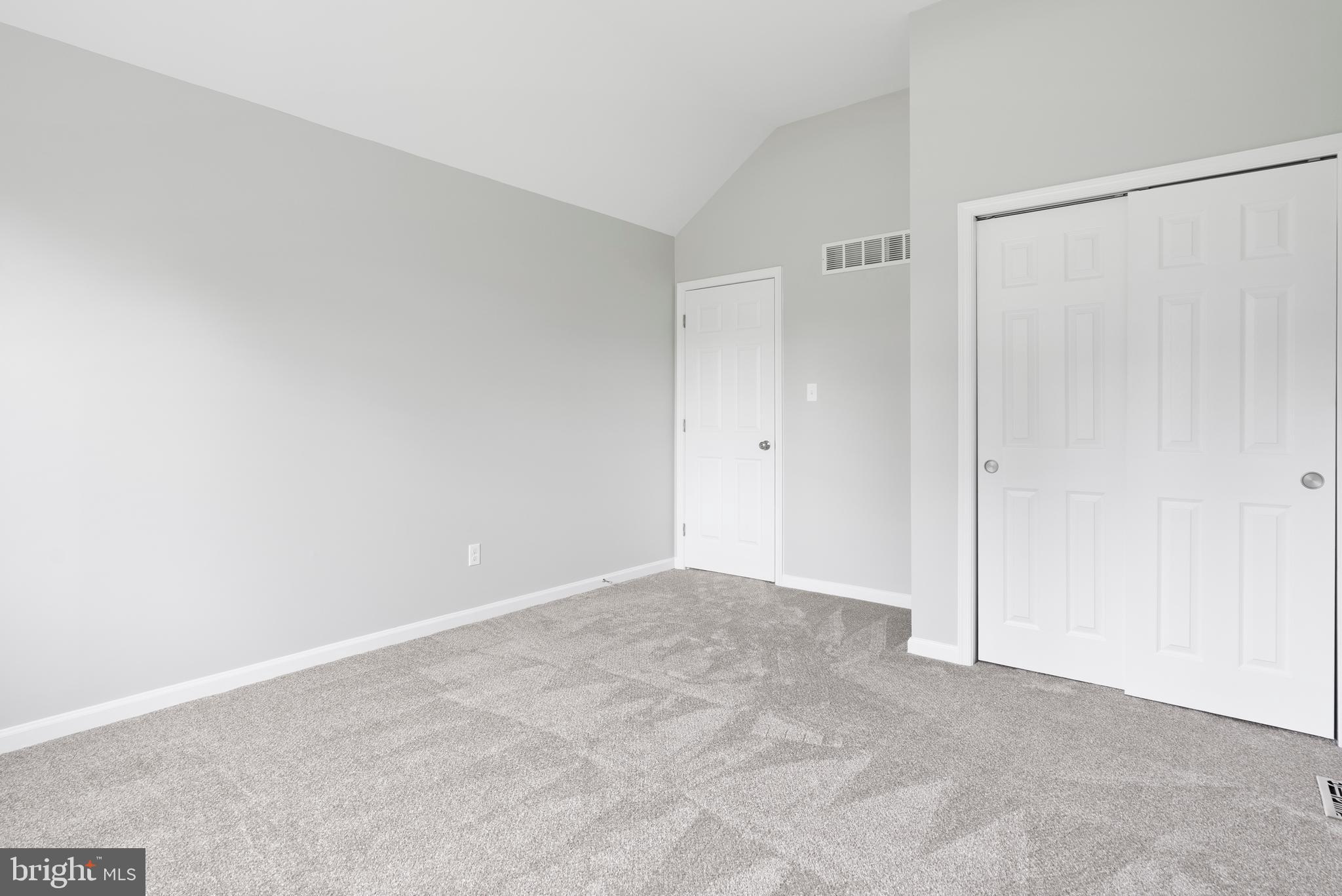14 Grist Mill Ln