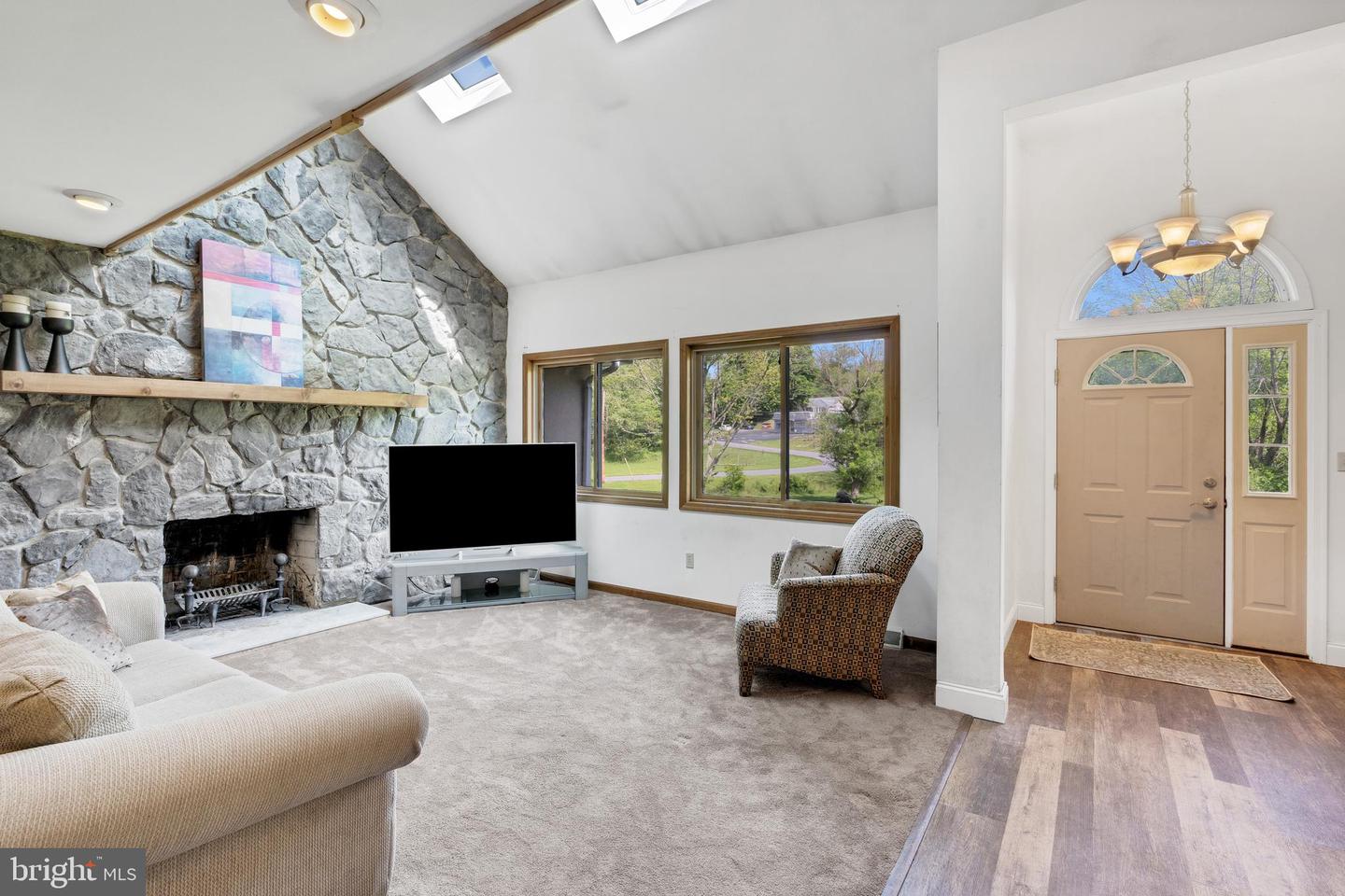 1441 Williamsburg Dr