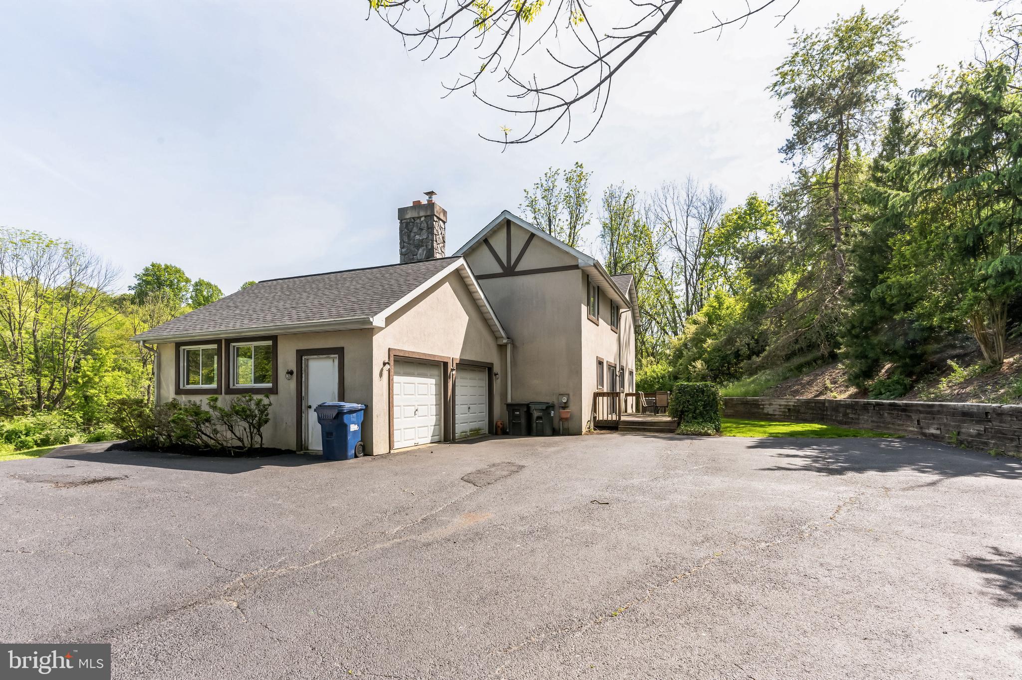 1441 Williamsburg Dr