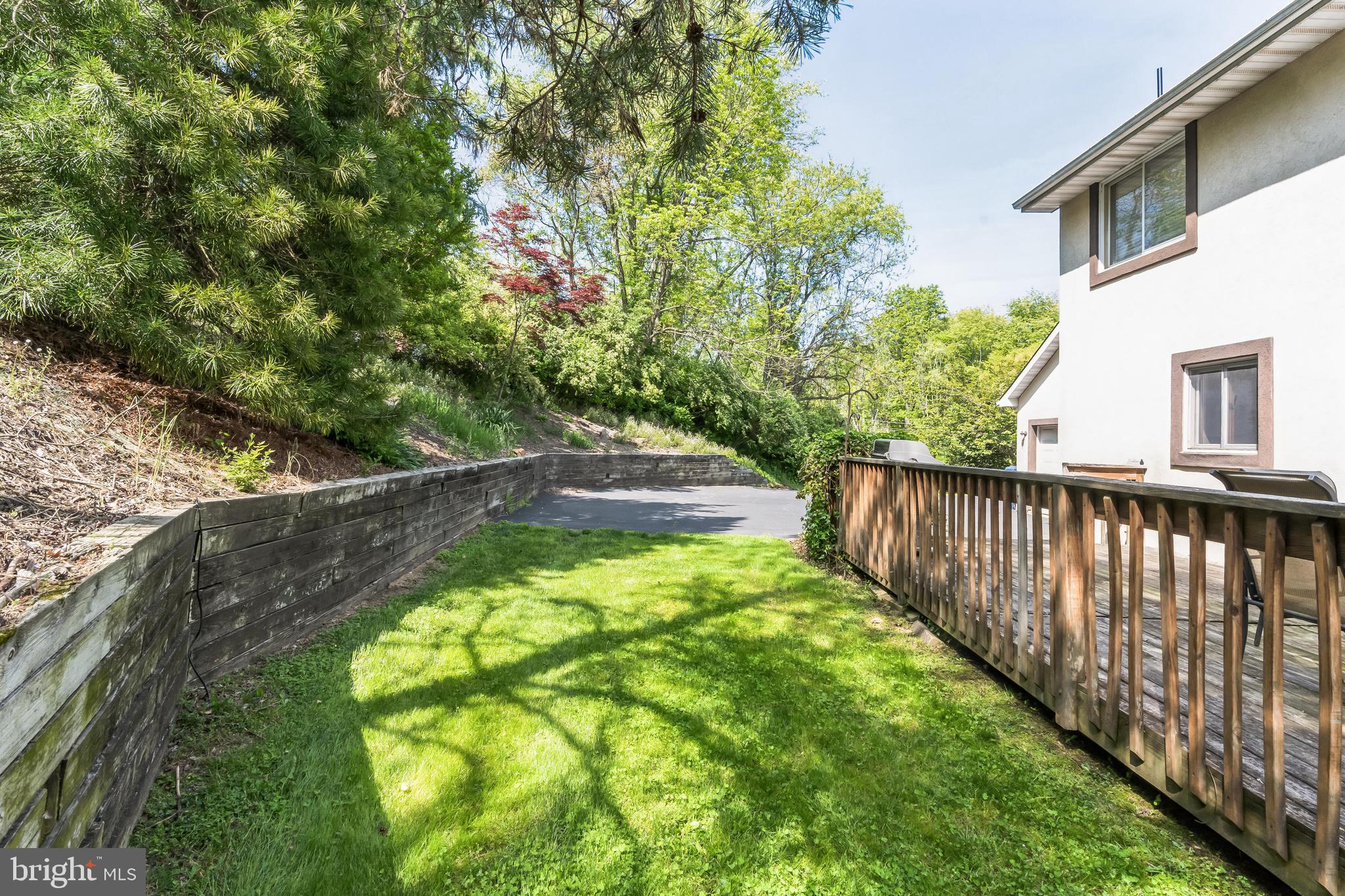 1441 Williamsburg Dr