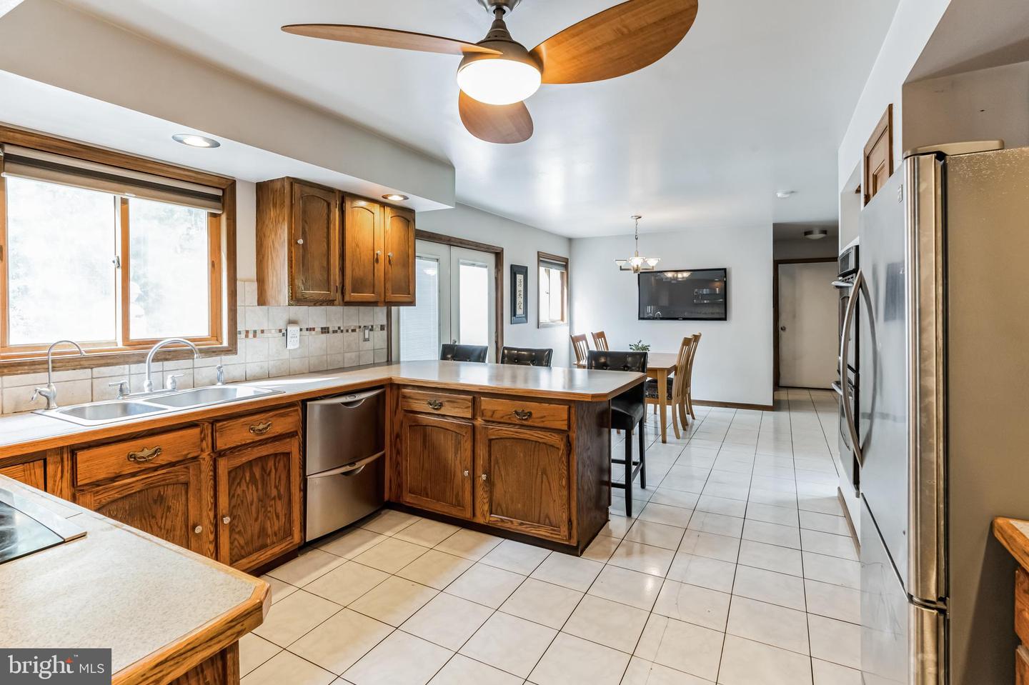 1441 Williamsburg Dr