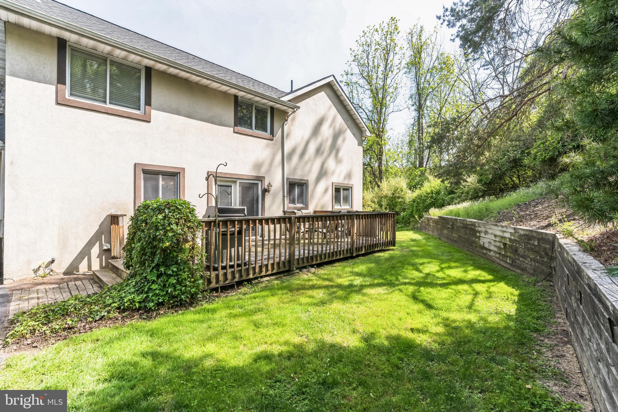 1441 Williamsburg Dr