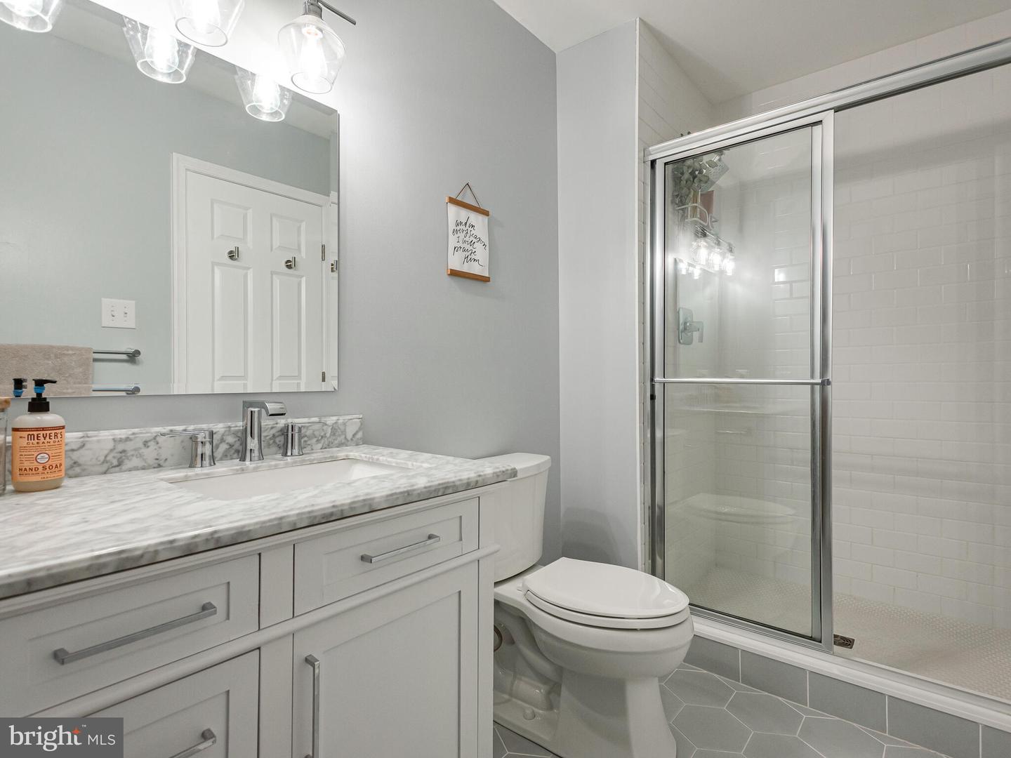 187 Cambridge Cir #90