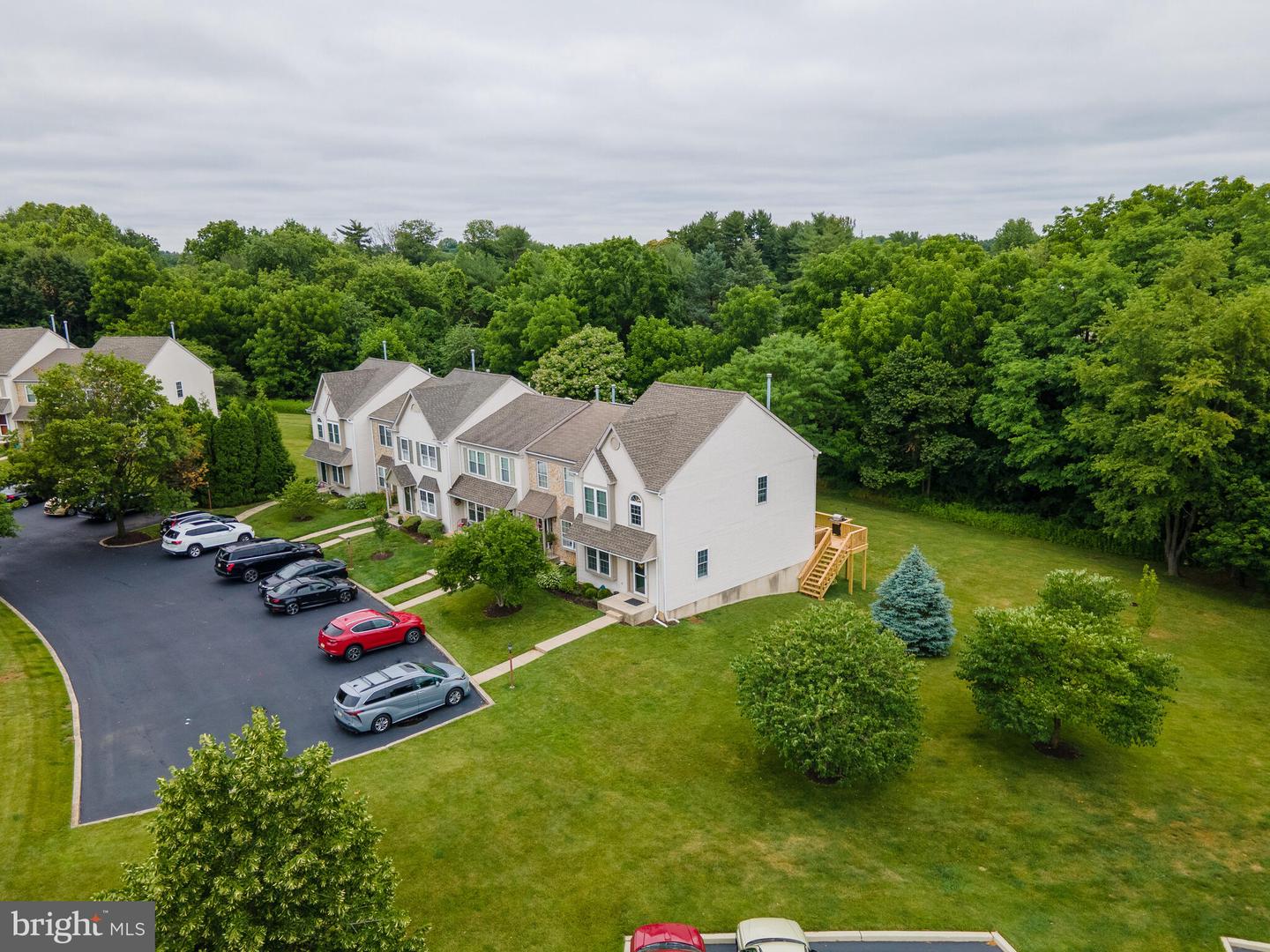 187 Cambridge Cir #90