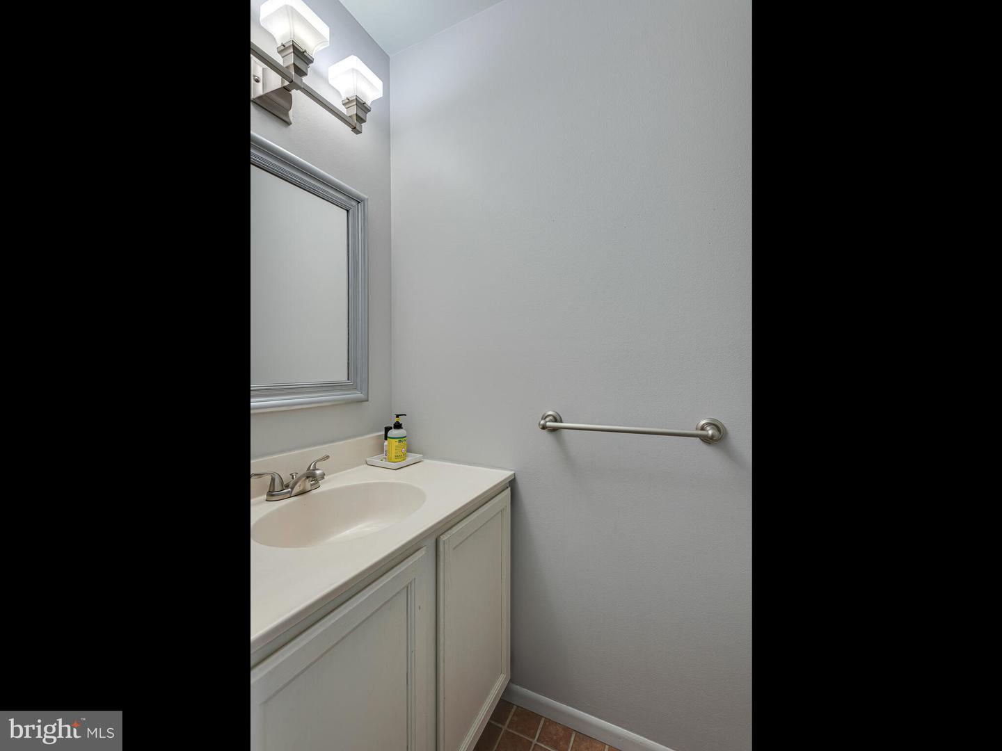187 Cambridge Cir #90