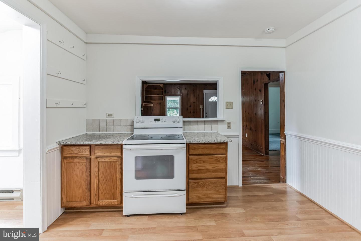 1123 Manor Rd