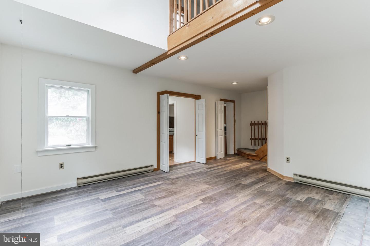 1123 Manor Rd