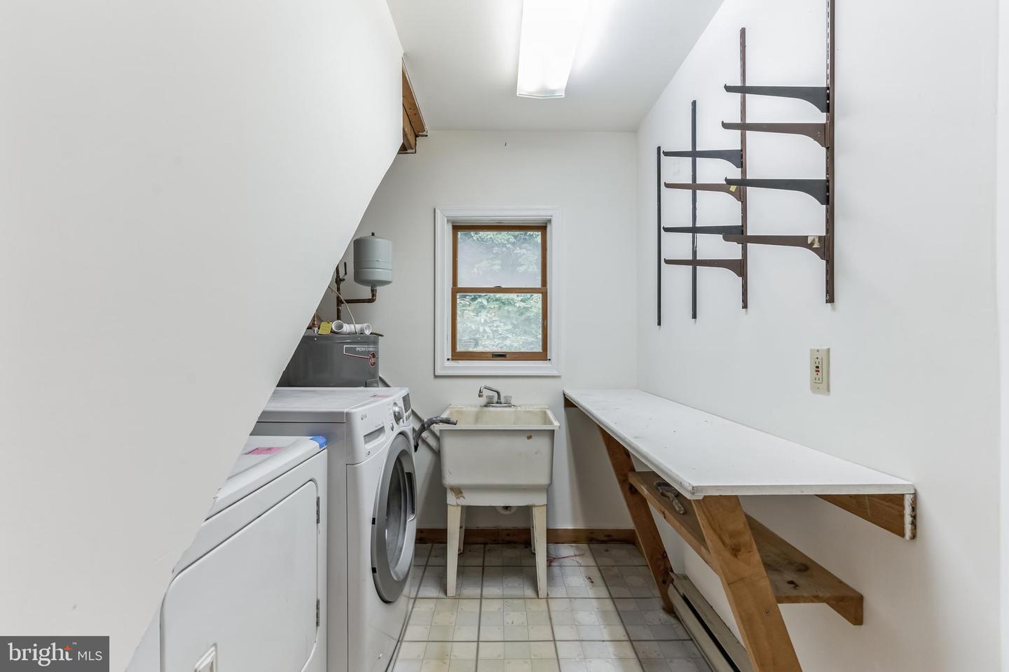 1123 Manor Rd