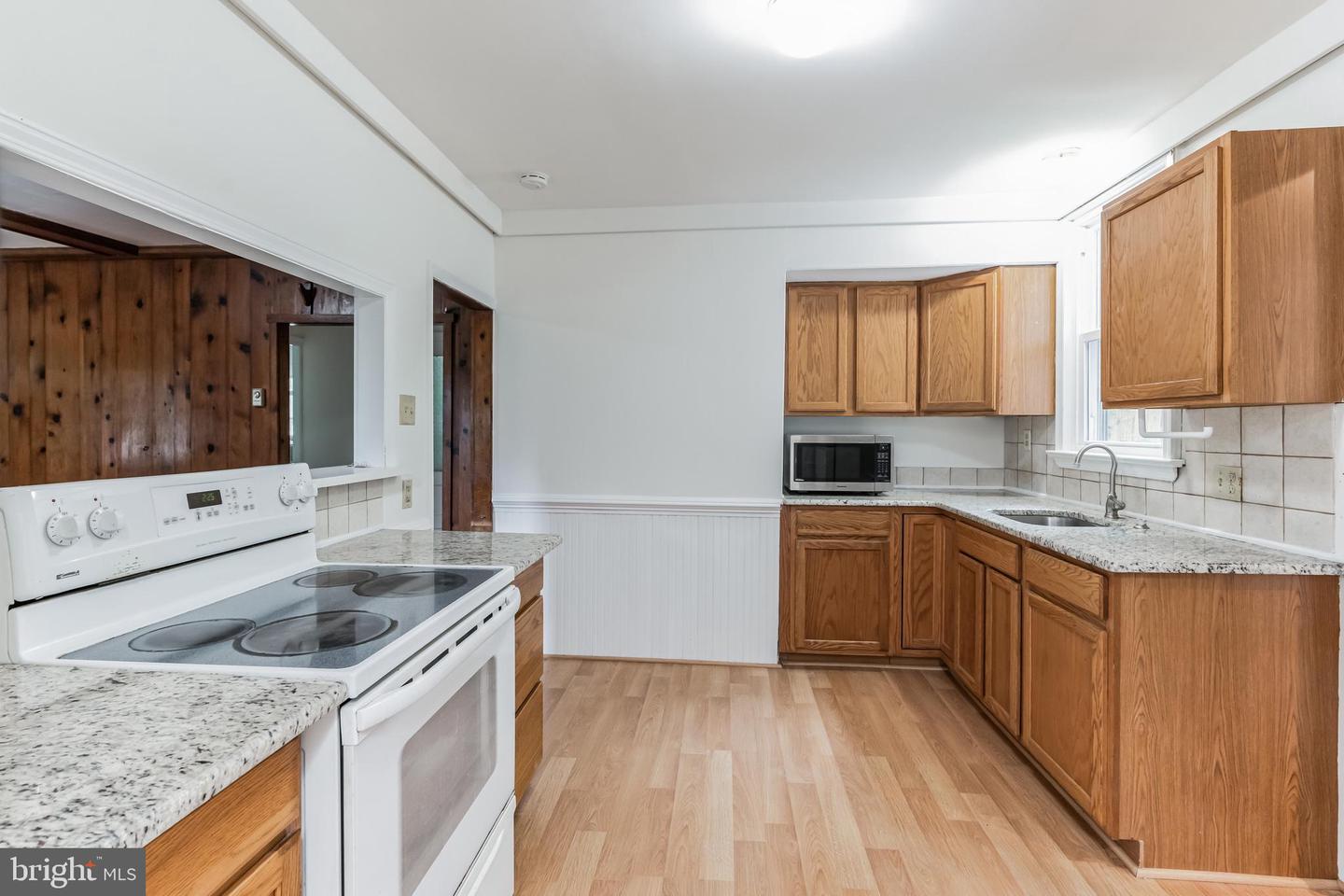 1123 Manor Rd