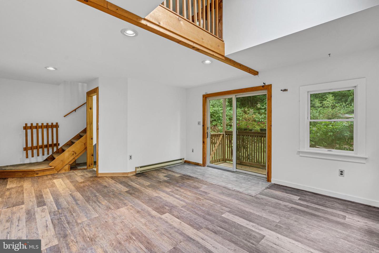 1123 Manor Rd