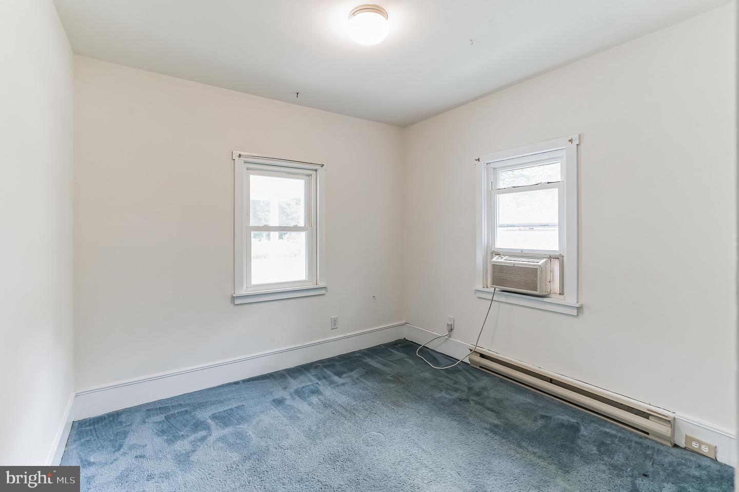 1123 Manor Rd