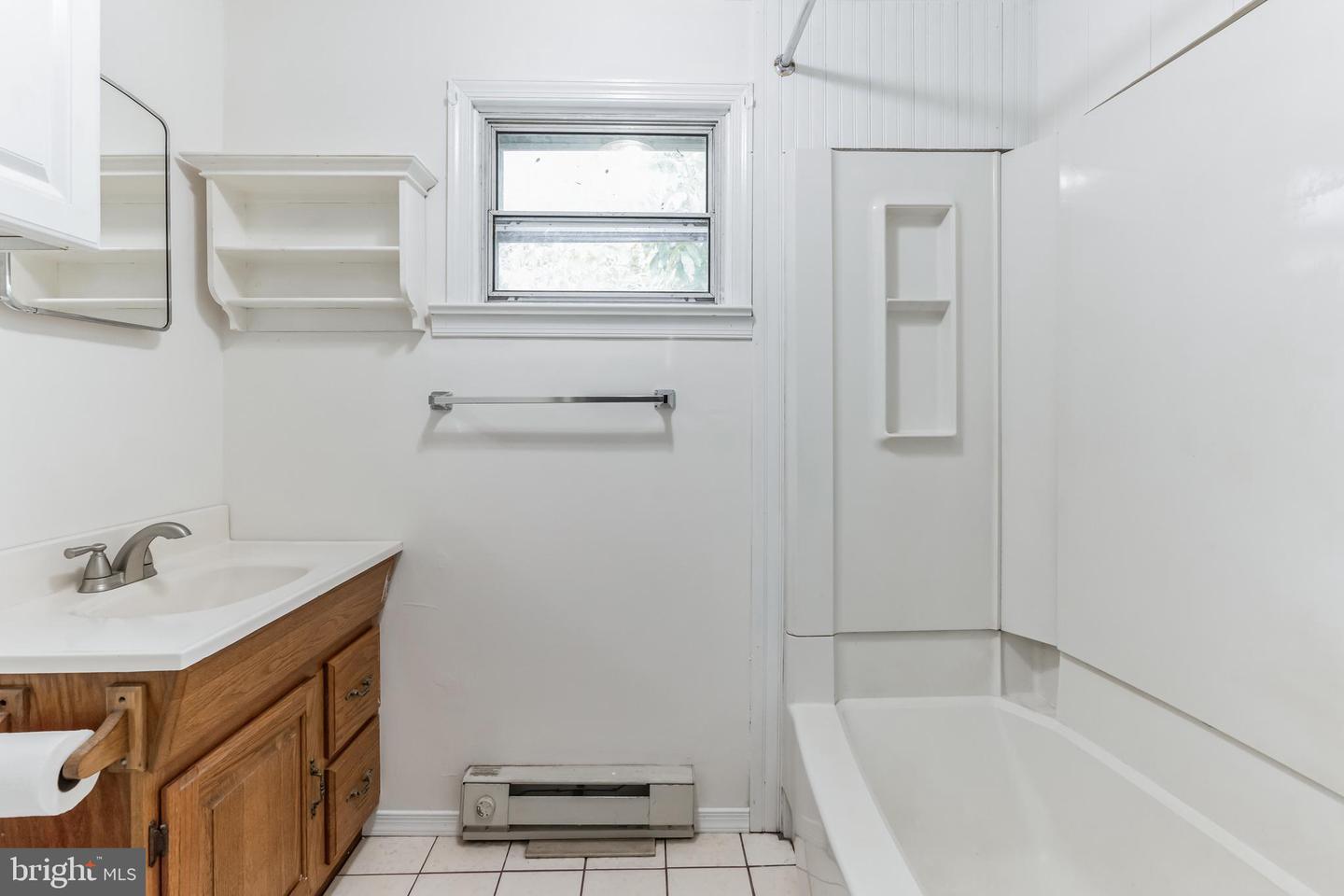 1123 Manor Rd