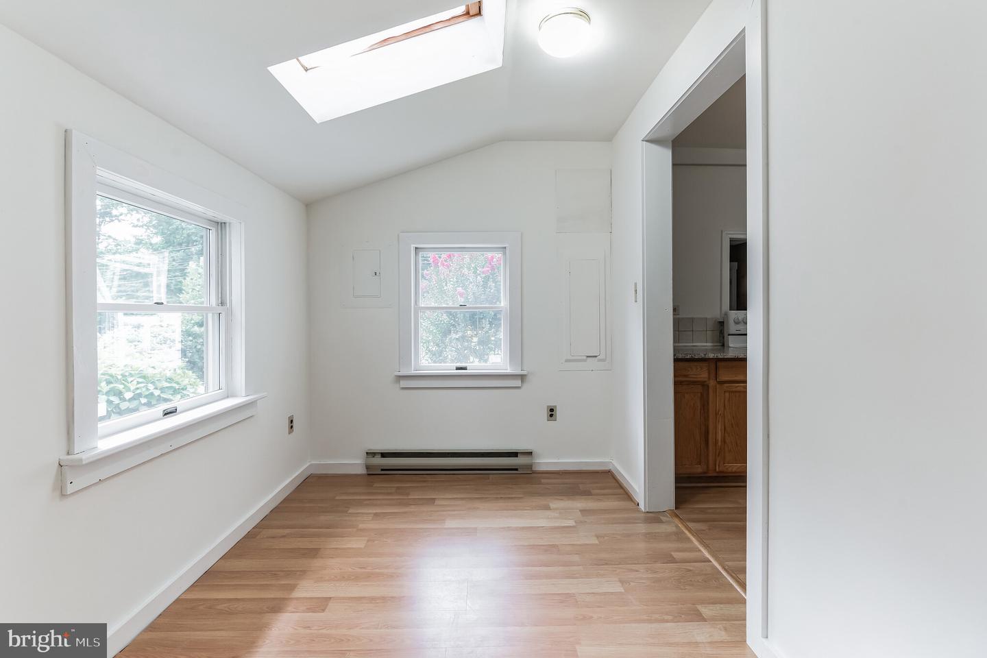 1123 Manor Rd