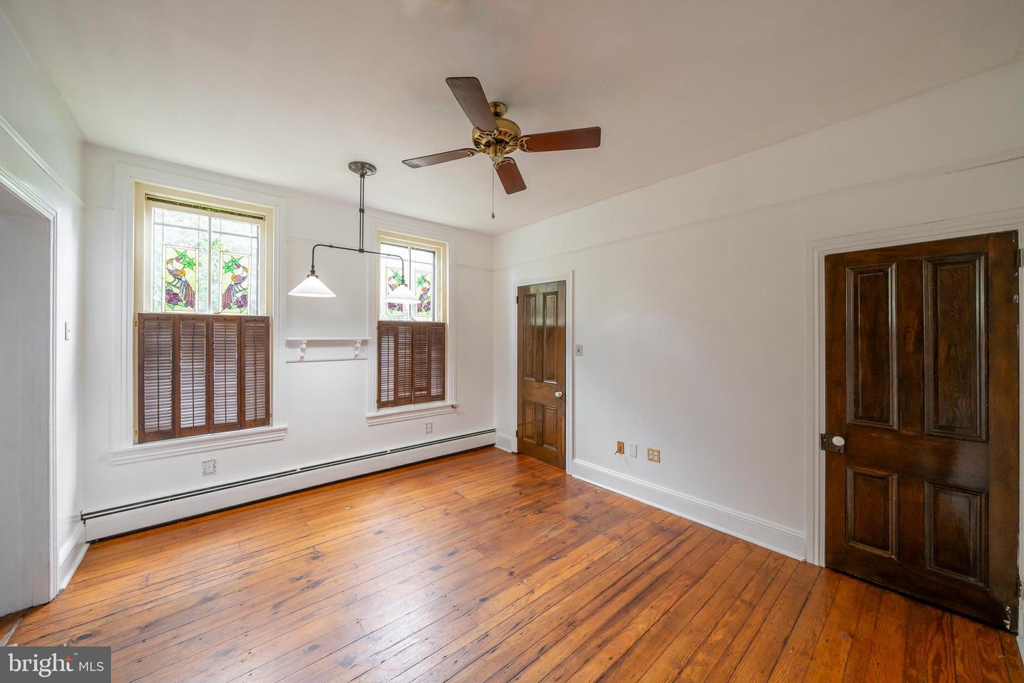 143 Dean St