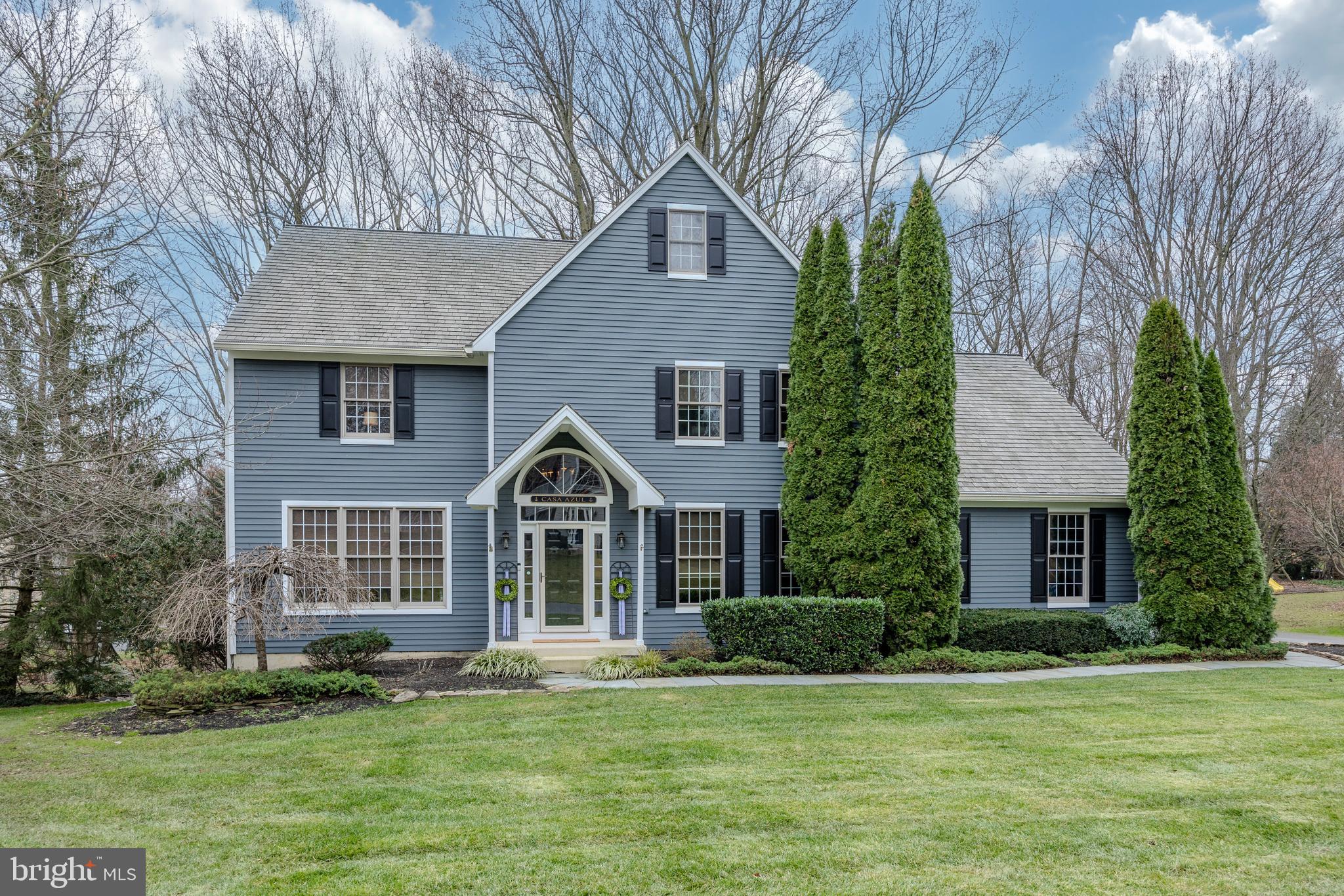 2004 Rosemont Dr
