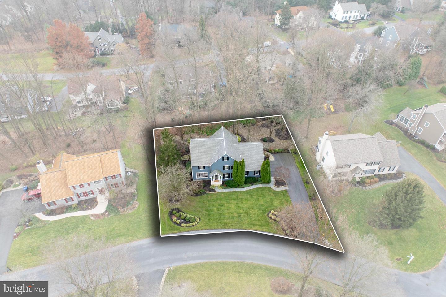 2004 Rosemont Dr