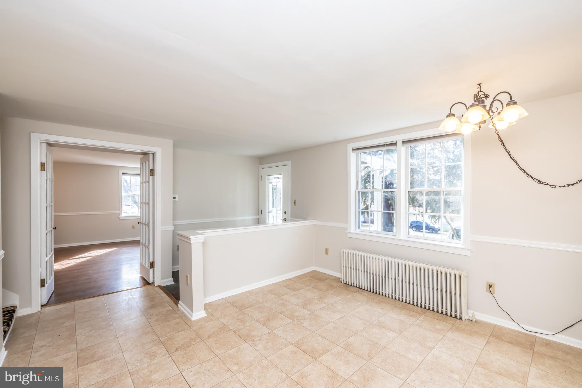 129 Chatwood Ave