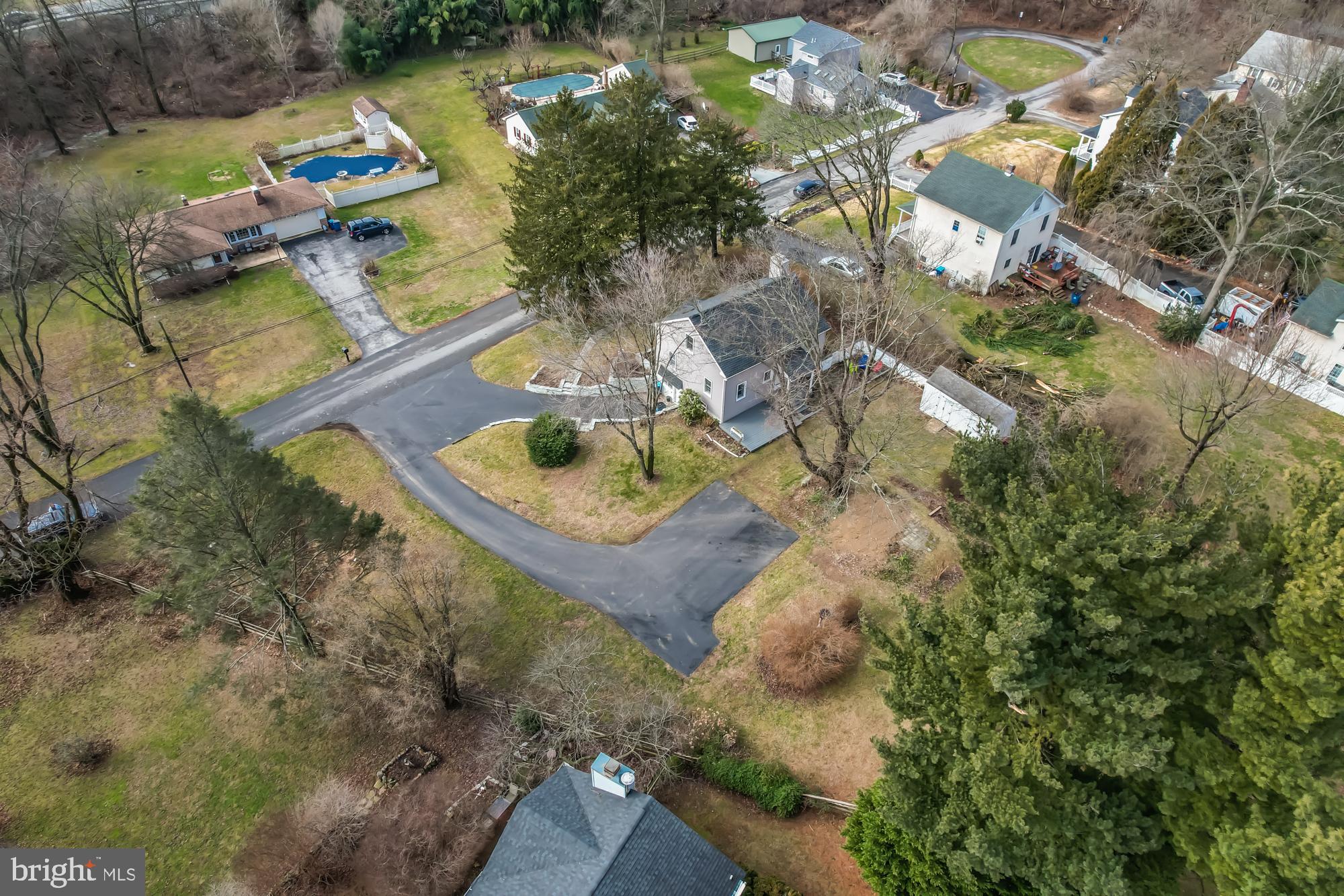 129 Chatwood Ave
